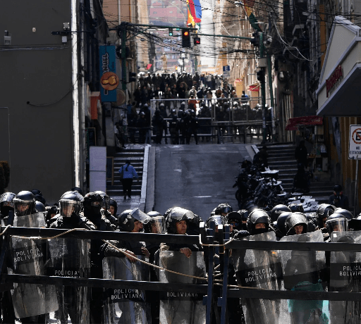 Crisis en Bolivia: protestas, saqueos y choques con la Policía en La Paz
