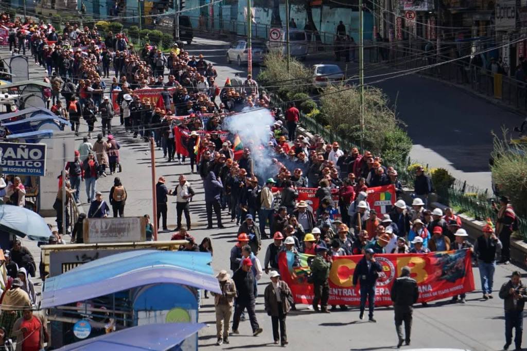 Empresarios de Bolivia alertan sobre una posible “catástrofe” económica por los&nbsp;bloqueos